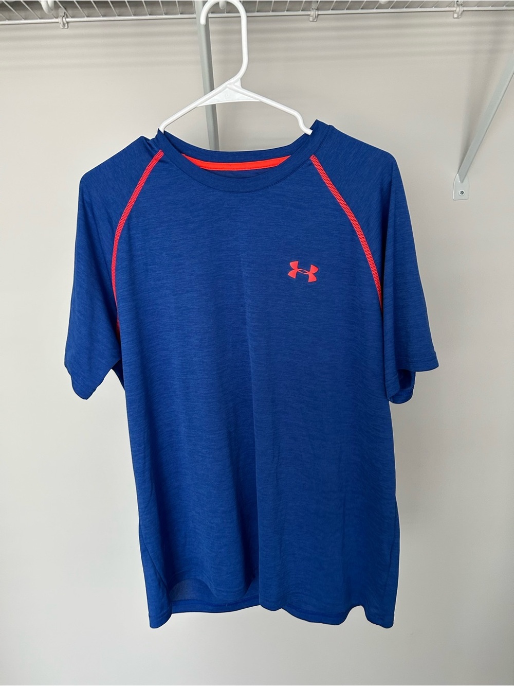 Under Armour Blue Short Sleeve Performance Tee with Red Accents